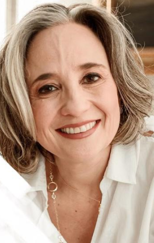 TAISA G. RESENDE 