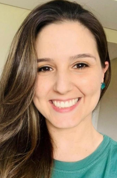 CASSIA MOREIRA PARISE