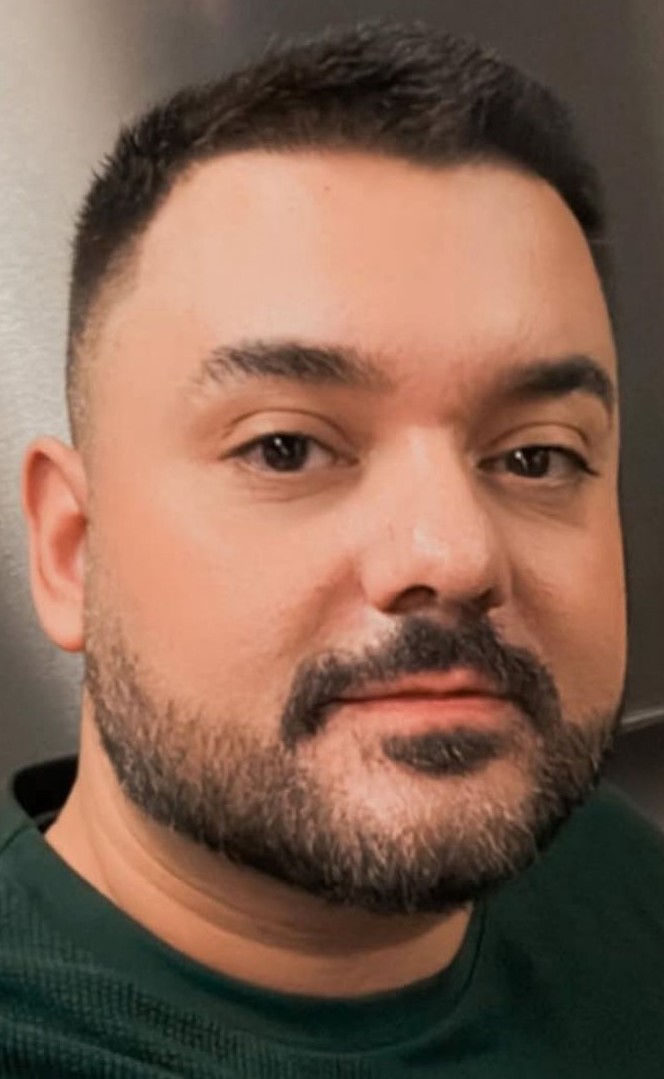 DANIEL VICENTINI DE OLIVEIRA