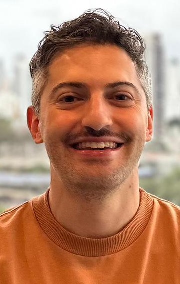 MILTON ROBERTO FURST CRENITTE