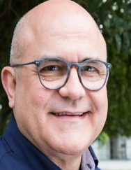 JOS� MARIO TUPIN� MACHADO